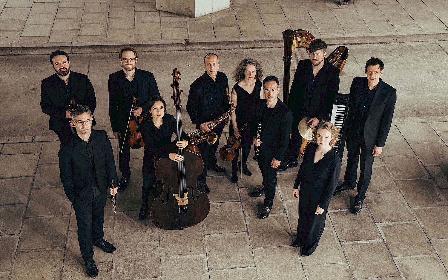 Ensemble Foto des Zafraan Ensemble mit Instrumenten