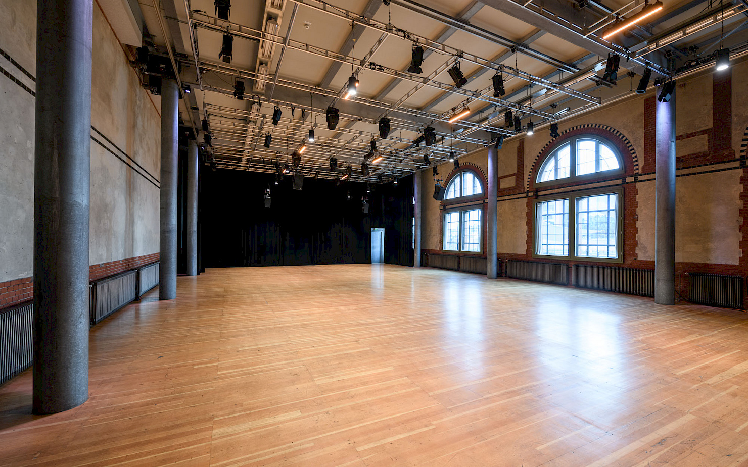 Leerer Saal des Radialsystems.