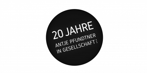Antje Pfundtner in Gesellschaft Logo