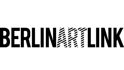 b Logo